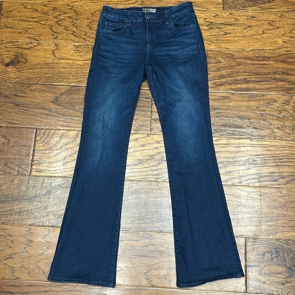 Kut from the Kloth Natalie Flare Mid Rise denim jeans - Picture 5 of 12